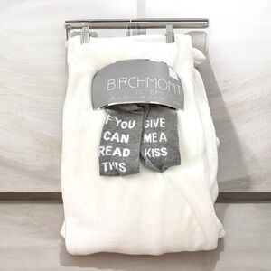 Birchmont Home Plush Throw Blanket with Socks “Give Me A Kiss”